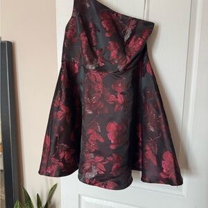 DB Studio Black and Red Floral Cape